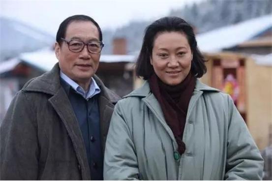 车晓个人资料和王丽云（金角大王车晓彤）(4)