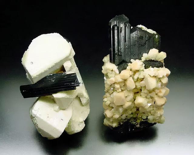 各种天然宝石介绍（101种常见矿物宝石识别方法）(60)