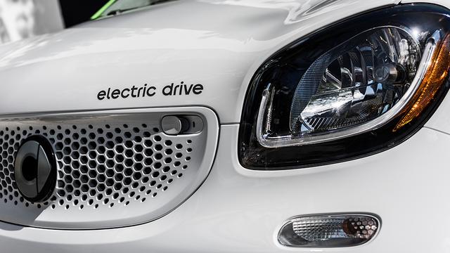 奔驰smart的操控性不好吗（被某著名车评人吐槽的）(11)