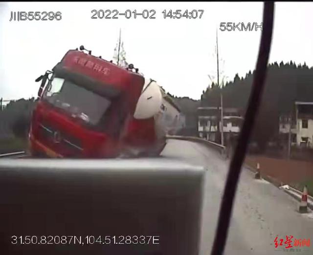 四川江油车祸伤者（四川江油车祸致8死19伤）(4)