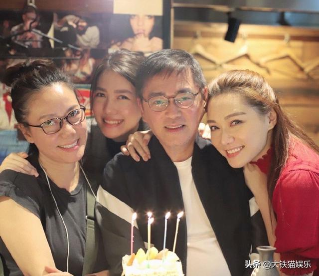 娱乐圈撞脸的七对明星(娱圈这4对亲兄弟差距大)(34)