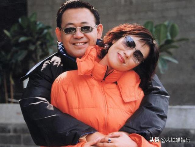 娱乐圈撞脸的七对明星(娱圈这4对亲兄弟差距大)(7)