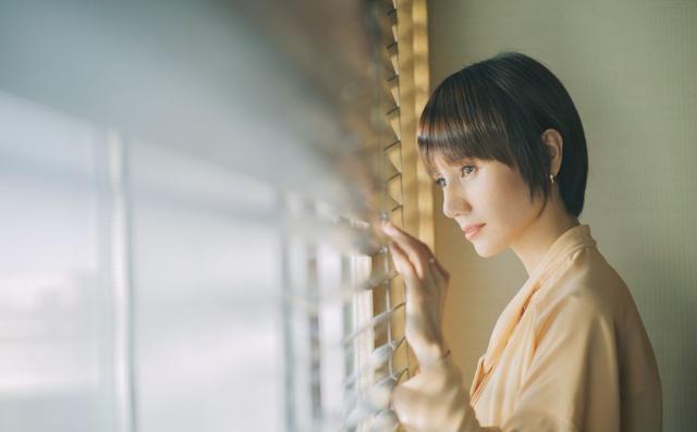 袁泉和夏雨谁的成就高(遭遇两次背叛仍不离不弃)(49)