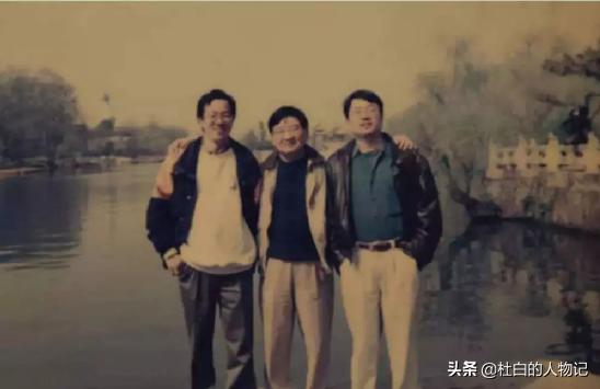 俞敏洪讲述创立新东方背后的故事(从北大辞职到新东方总裁)(5)