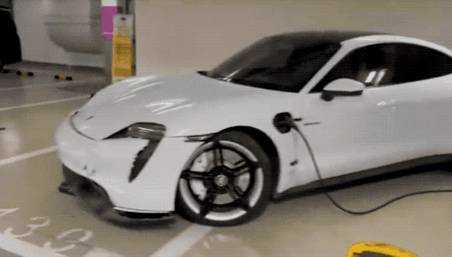 上海地库现天价车祸（上海今年最贵地库车祸）(6)