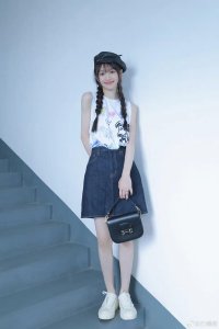 ​不装了，压根儿不是什么甜妹？