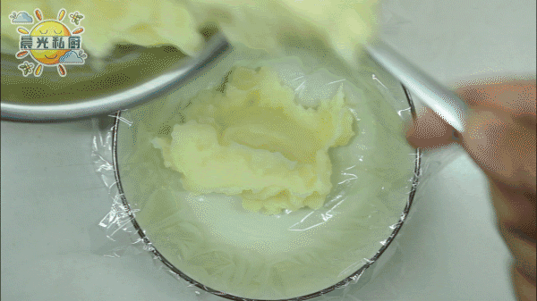 家庭版土豆泥的7种家常做法（学会如何调制汤汁）(7)