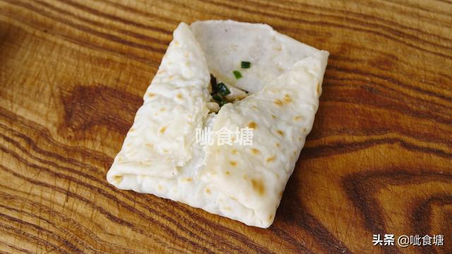 家常版韭菜盒子的做法大全（家人都爱吃的韭菜盒子）(11)
