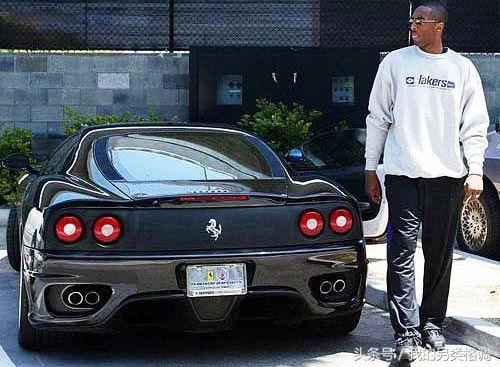 现役nba巨星开什么车（看看NBA球星们的那些超级座驾）(7)