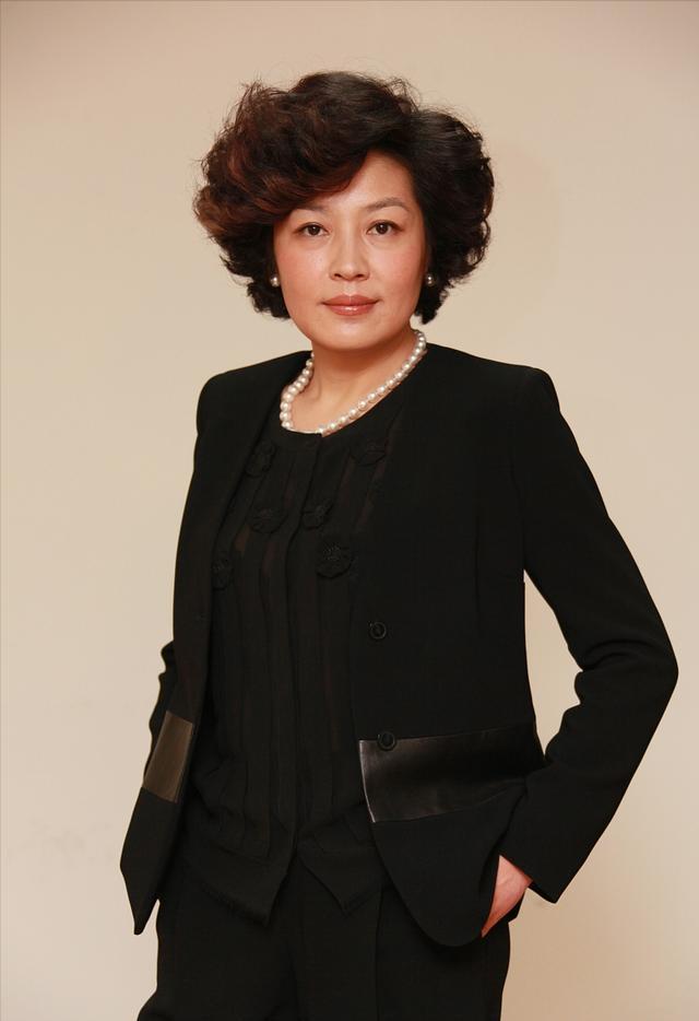 李咏离世哈文的坚持（3年前含泪婉拒公婆出席李咏葬礼）(7)