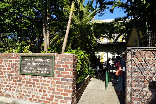 关于海明威之死（海明威自杀之谜）(8)