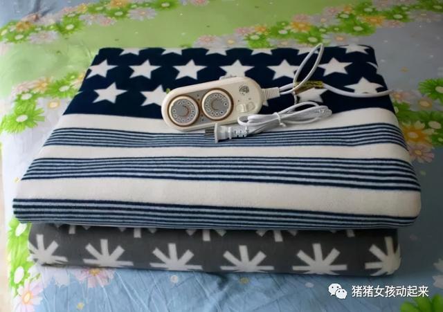 冬天怎么使用电热毯省电(冬天使用电热毯)(1)