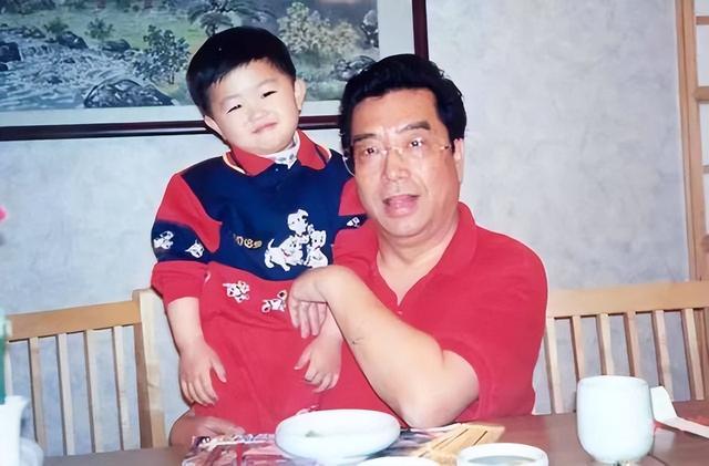 李双江和李天一的近况（25岁的李天一已经出狱）(3)