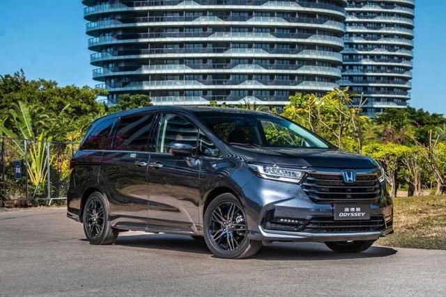 70万左右七座mpv家用车型推荐（推荐3款大空间7座MPV）(6)