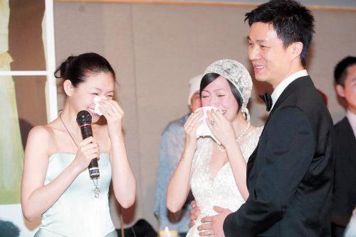 大s跟小s是亲姐妹吗（同样替老公道歉）(45)