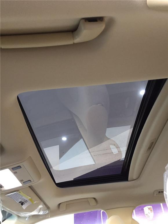 中东酷路泽4000详细配置和价格（中东版丰田酷路泽4000详细外观与内饰）(10)