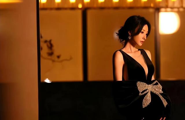 张小斐获金鸡奖影后获奖感言（金鸡奖红毯高光）(37)