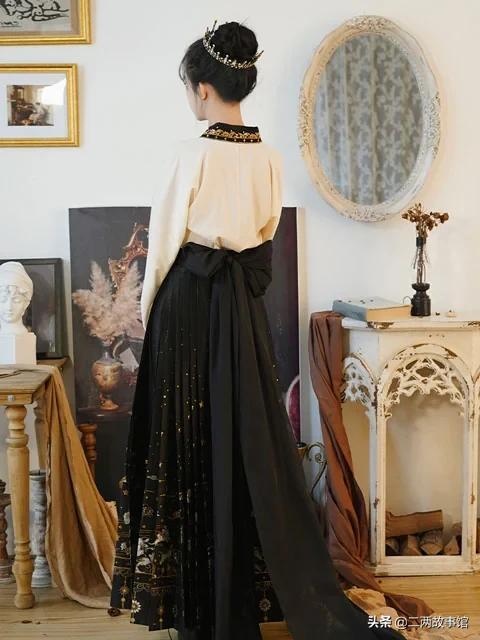 穿汉服时最简单的发型教程(4款简单汉服发型)(6)