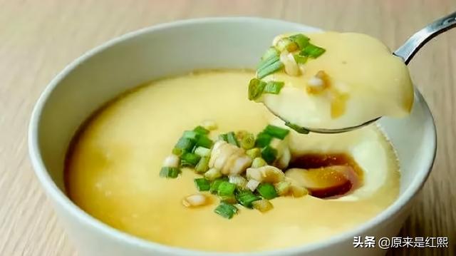 怎么做出又滑又嫩的鸡蛋羹(想要蒸出滑嫩无蜂窝的鸡蛋羹)(1)