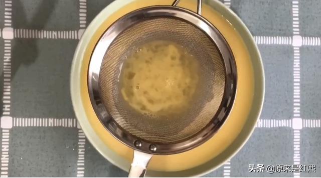 怎么做出又滑又嫩的鸡蛋羹(想要蒸出滑嫩无蜂窝的鸡蛋羹)(4)