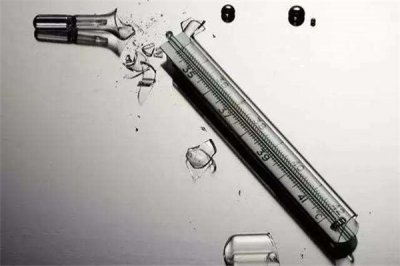 ​世界上密度最大的液体 水银（每平方密度达13.59克）