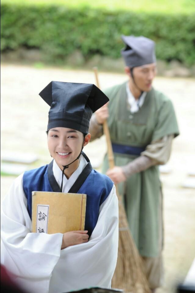 目前甜到牙疼的5部都市爱情剧(熬夜也要追的女扮男装剧TOP8)(14)