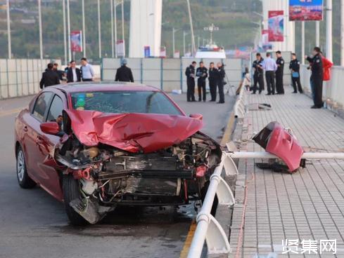 重庆大巴车坠江伤亡人员（重庆大巴车坠江事件大反转）(1)