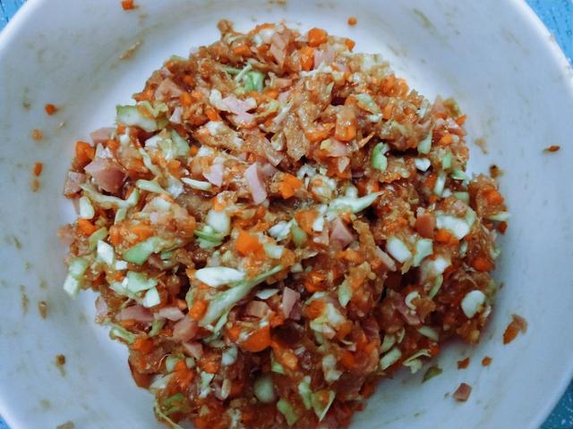 怎么包馄饨最简单的方法 教你几种包馄饨的方法(2)