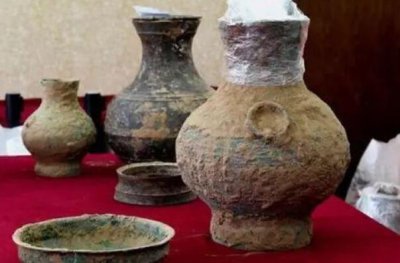 ​西汉古墓挖出仙药 仙药主要成分为硝石和明矾_食用可致死