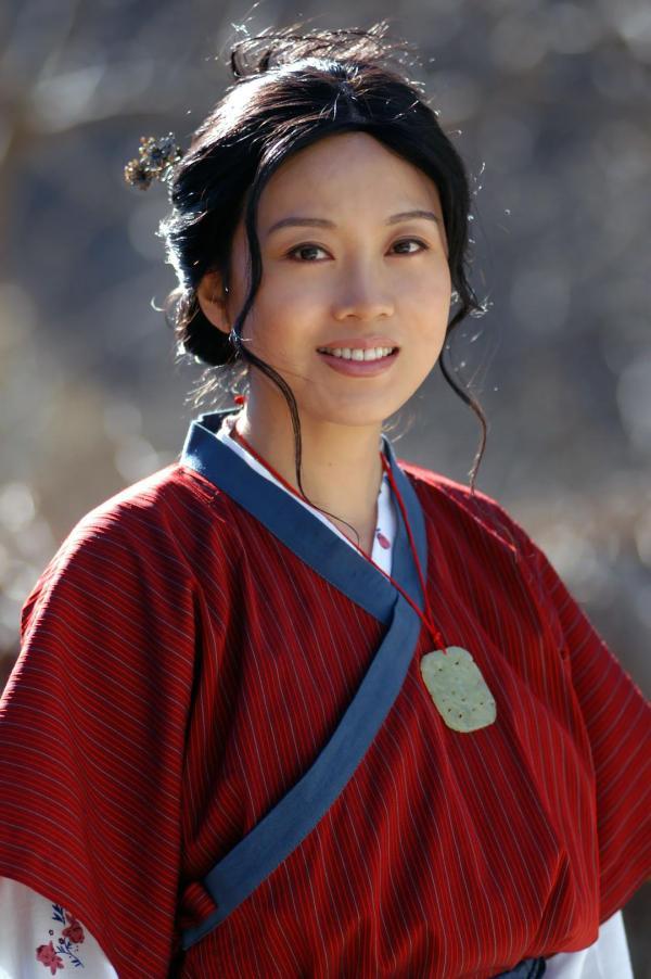 闫妮与姚晨的再次合作（15年后武林外传剧组重聚）(2)