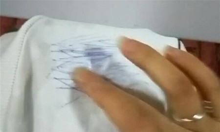 衣服上签字笔字迹怎么清除,衣服上的记号笔笔迹怎么去掉笔怎么去除图4