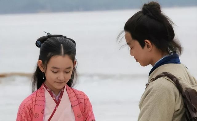 蒋依依吴磊最萌身高差(34遇人不淑)(19)