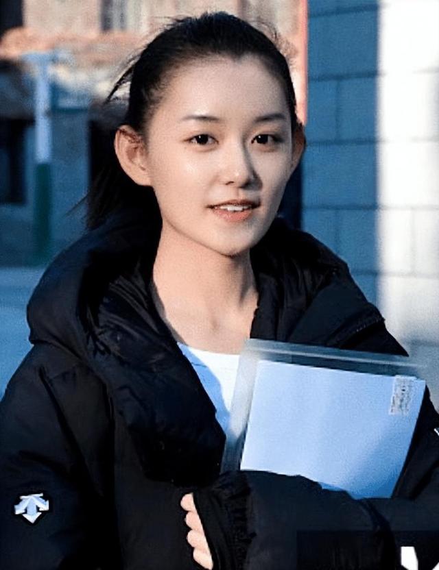 蒋依依吴磊最萌身高差(34遇人不淑)(68)