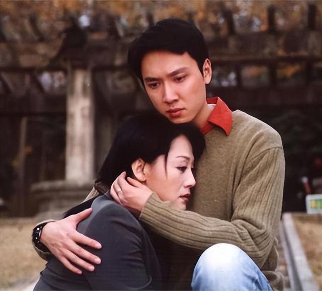 赵丽颖冯绍峰在一起的真正原因(再看赵丽颖与冯绍峰现状)(3)