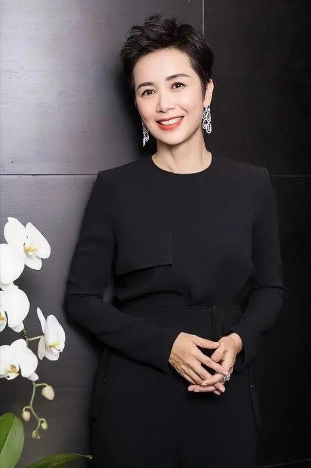 蒋雯丽现在的婚姻状况(结婚30年丈夫屡屡出轨)(27)