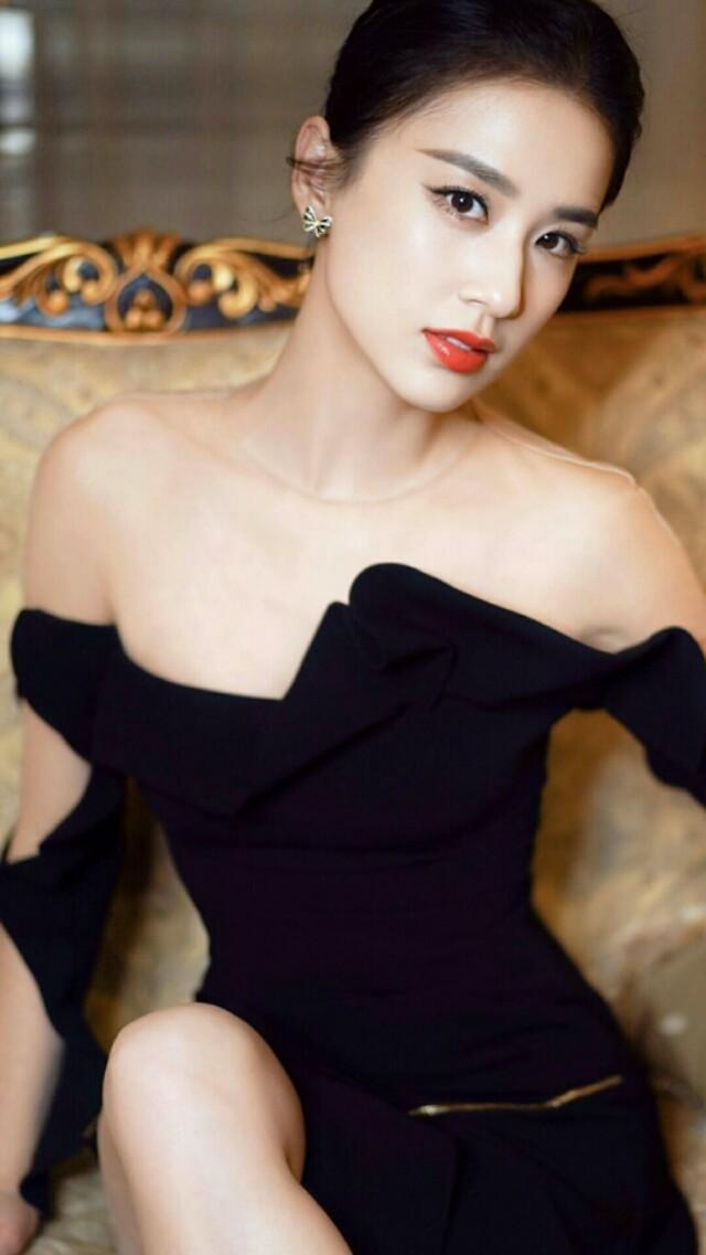 黄圣依周星驰官司谁赢了(周星驰捧红后嫁二婚杨子)(33)