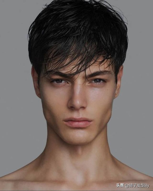 男士4-5厘米烫头发型推荐(帅气男士的发型有哪些)(12)