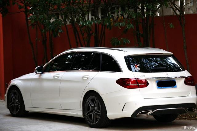 进口奔驰c300旅行版测评（造型太惊艳奔驰C300旅行提车）(4)