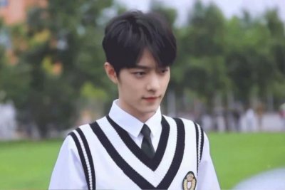 ​最近肖战什么电视剧比较火（电视剧年度排行榜前10）