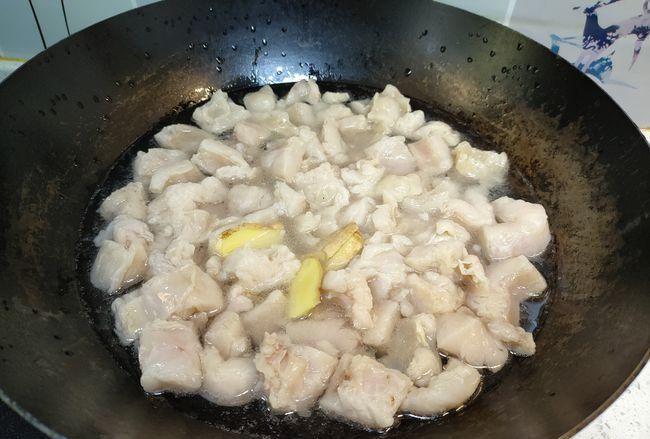 铁锅开锅用猪油还是肥肉