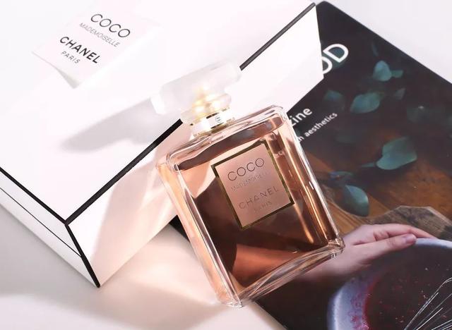 哪款最吸引女性的香奈儿香水（香奈儿最受宠的五款香水）(9)