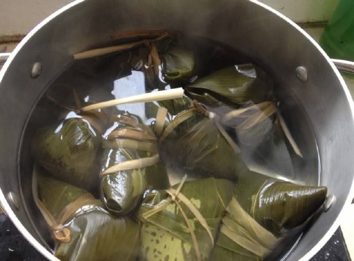 用电高压锅煮粽子按哪个键