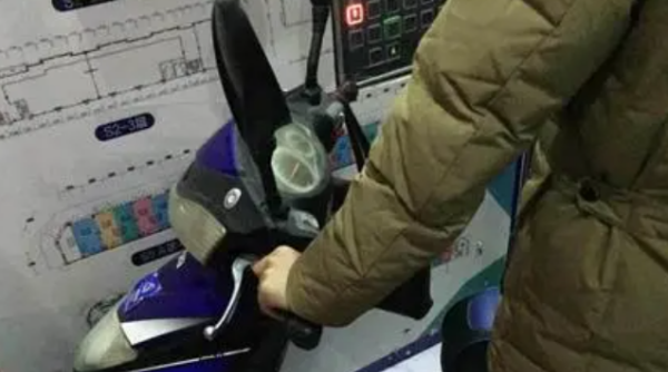 电动车电池充电时间,电动车电瓶一般充几个小时能充满图3