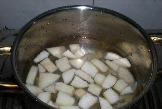 百合可以和梨一起煮,百合能和梨冰糖一起炖吗图12