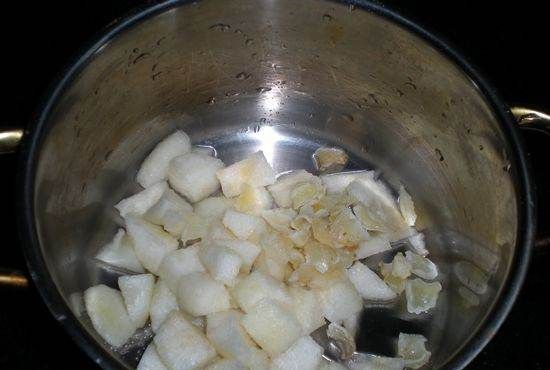 百合可以和梨一起煮,百合能和梨冰糖一起炖吗图11