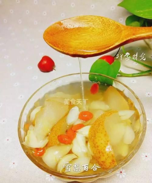 银耳和梨百合能在一起炖吗