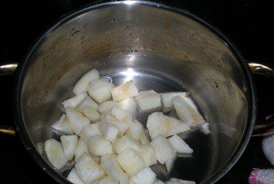百合可以和梨一起煮,百合能和梨冰糖一起炖吗图10