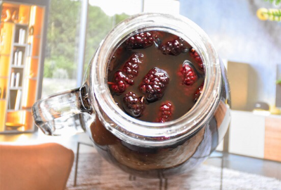 桑葚怎样泡酒,桑葚泡酒的方法和配比图9