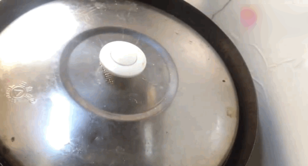 怎样煮蛋不破易拿开壳,怎么煮鸡蛋不破壳还好剥皮图5