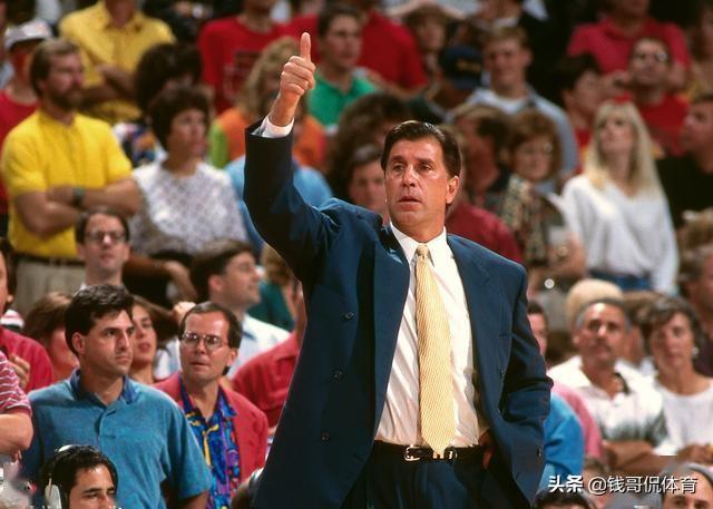 火箭探花小贾巴里（鲁迪.汤姆贾诺维奇-火箭队史最成功的主教练）(1)